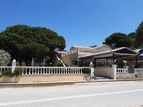 Apartamento Hella's Studio, Only 50m From A Lovely Sandy Beach