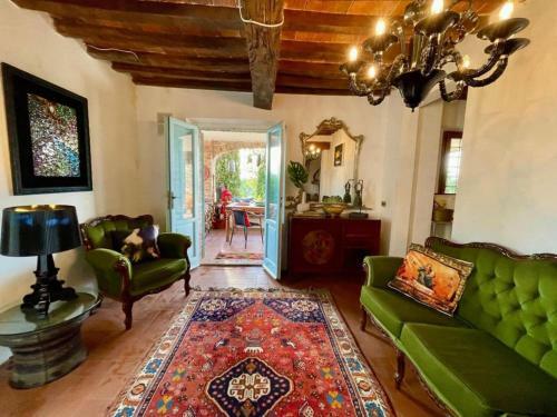 Majestic Villa In Umbria With Garden