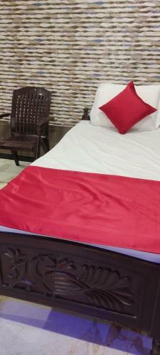 Hotel Supreme Lodge