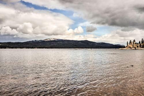 Apartamento Stunning Mccall Getaway With Payette Lake View!