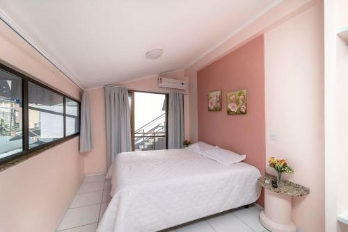 Apartamento Aluguel Flat Mono Ambiente 40m Do Mar - Bombas-sc
