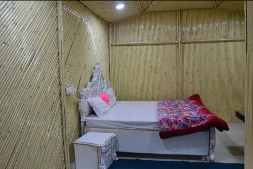 Hostal Highway Bamboo Huts