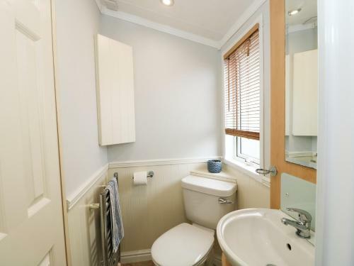 109 Pentney Lakes