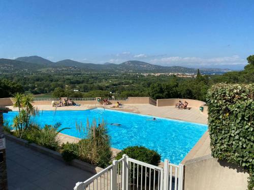 Apartamento Studio R�nov� Avec Piscine Proche Saint-tropez