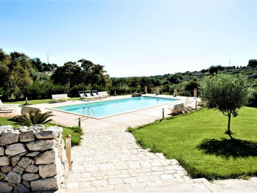 Spacious Apartment In Modica With Shared Pool