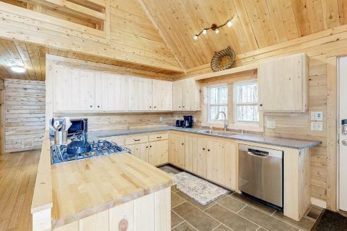The Cabin At Camp Menatoma