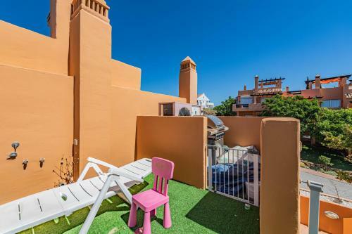 Elegant 4br Apartment In Rivera, Mijas, Pool, Wifi