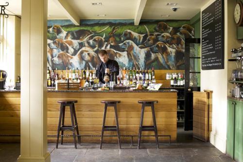 The Hare & Hounds Hotel