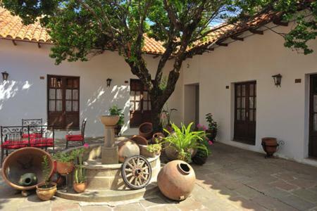 Albergue Hostal Cruz De Popay�n Sucre