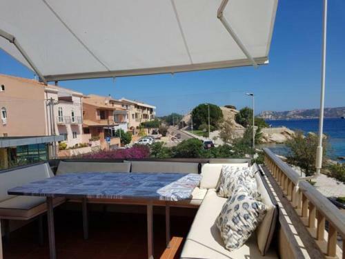 Apartamento Pala Stays - Casa Vacanze Fronte Mare