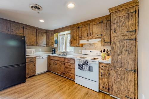 Picture Lake Perfect