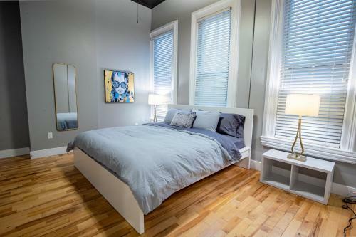 Apartamento Contemporary King Bed Condo In Grand Rapids