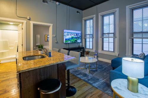 Apartamento Contemporary King Bed Condo In Grand Rapids
