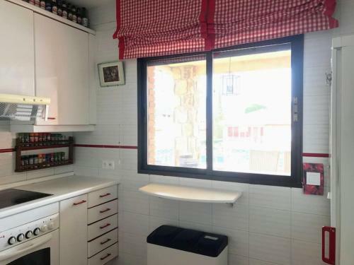 Entire Cottage With Swimming Pool And Bbq