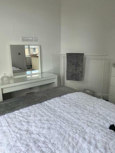 Charming Apartment In Ashley Cross