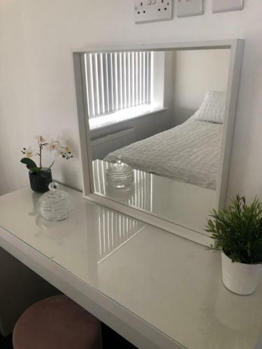Charming Apartment In Ashley Cross