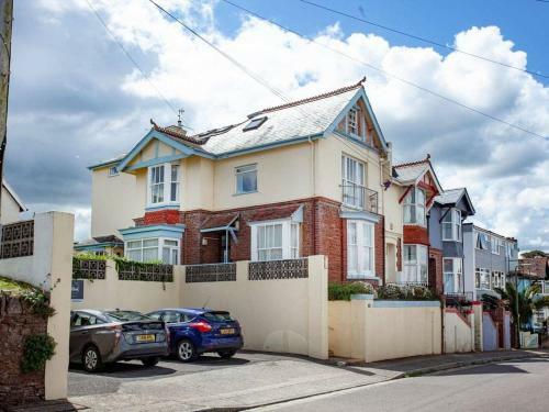 Apartment 3 - Uk38905