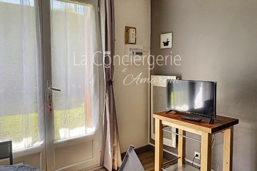 Apartamento Bleu Soleil Joli Studio Rez-de-chauss�e � Eu