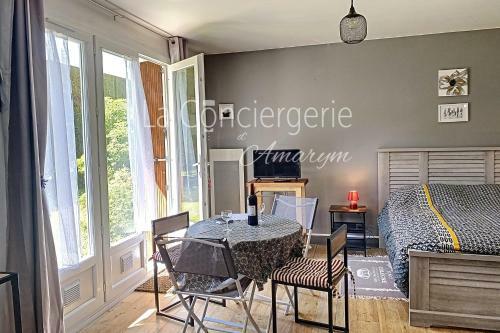 Apartamento Bleu Soleil Joli Studio Rez-de-chauss�e � Eu