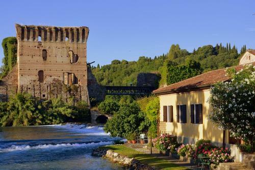 Hostal Le Finestre Su Borghetto