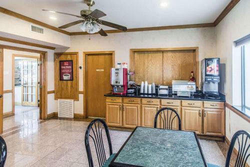 Hotel Econo Lodge & Suites Corpus Christi