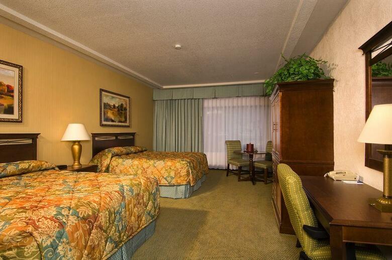 University Square Hotel
