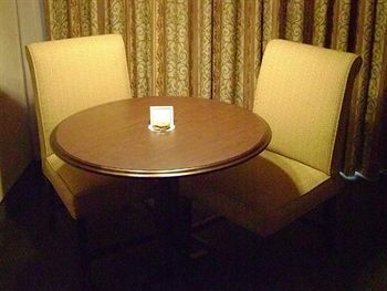University Square Hotel