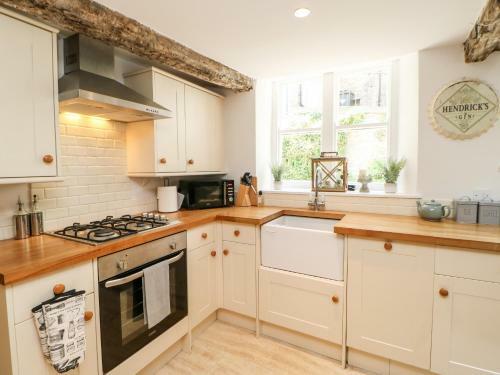 17 Millgate