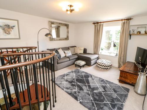 17 Millgate