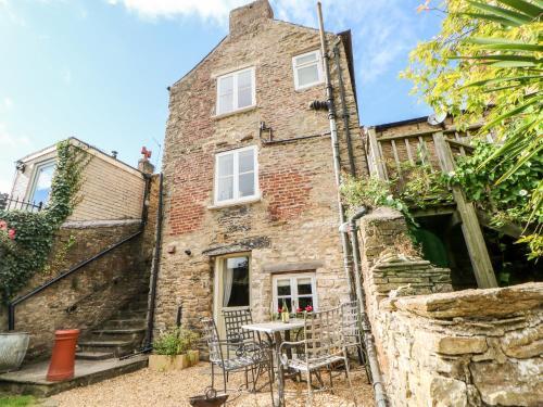 17 Millgate