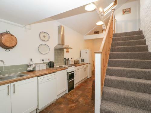 Shop Cottage