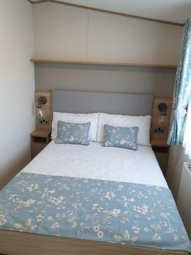 3-bed Caravan In Camber Sands Brand New For 2021