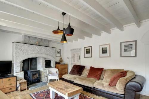 Beautiful Character Cottage, 1 Mile From The Beach