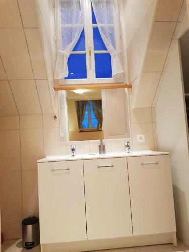 Maison de 2 Chambres Avec Jardin Clos Et Wifi A Gace
