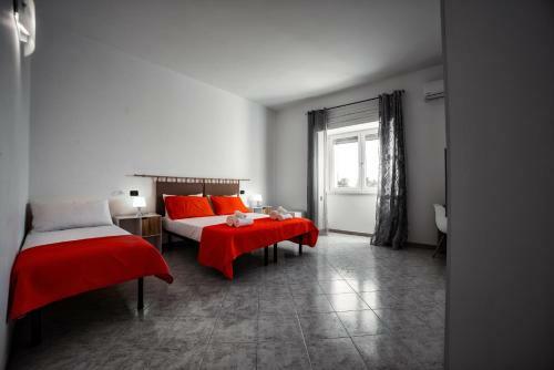 Hostal Mirella Rooms By Diddoi