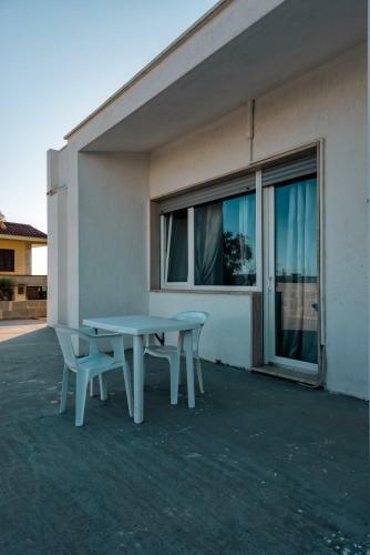 Hostal Mirella Rooms By Diddoi