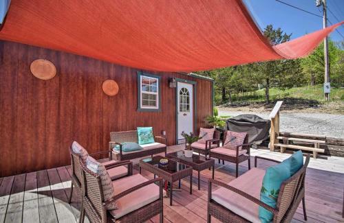 1 Fish Warsaw Cabin With Deck And Gas Grill!