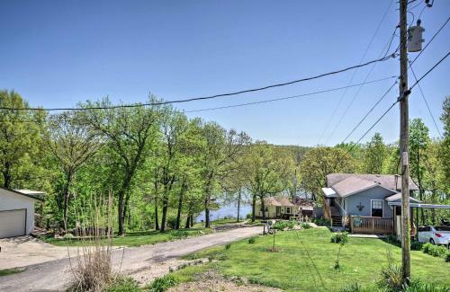 1 Fish Warsaw Cabin With Deck And Gas Grill!