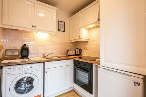 Victoria Quays Charming Loft Apartment - Free Parking