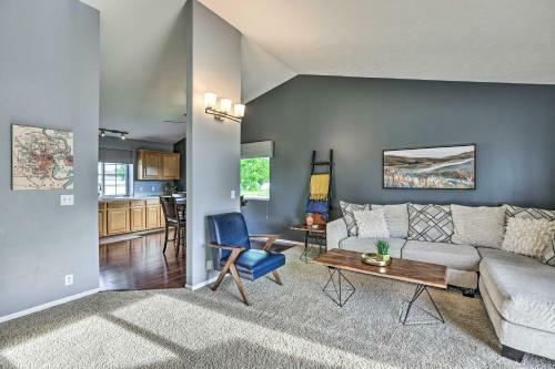 Pet-friendly Omaha Family Home With Bbq Deck!