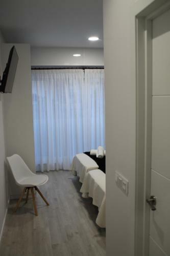 Hostal Baixo A Lua Rooming