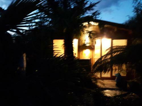 Jungle Cabin In Sutton Coldfield