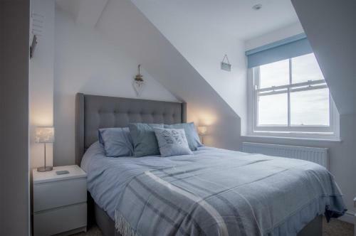 Ramsey Apartment - 2 Bedroom Apartment - Tenby