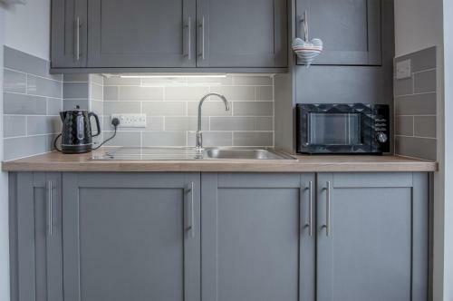 Ramsey Apartment - 2 Bedroom Apartment - Tenby