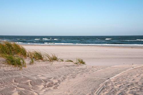 Apartamento Renovated Brigantine Condo, Steps To Beach!