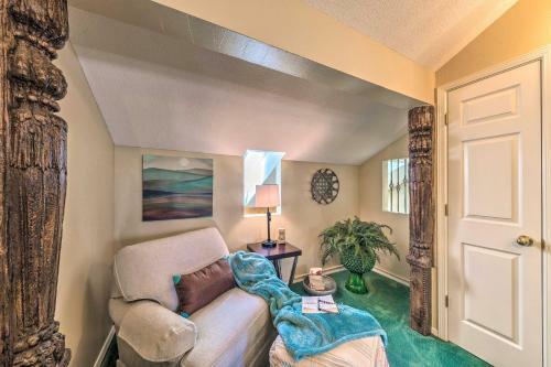 Eclectic Home With Deck 4 Mi To Ski Cloudcroft