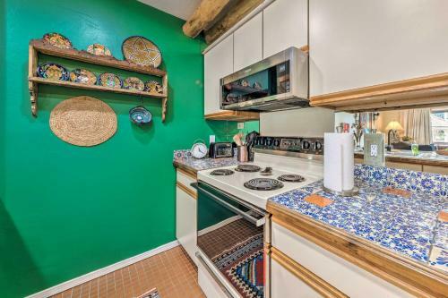 Eclectic Home With Deck 4 Mi To Ski Cloudcroft