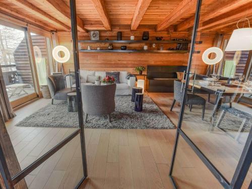 Apartment Huez, 3 Bedrooms, 7 Persons - Fr-1-645-16