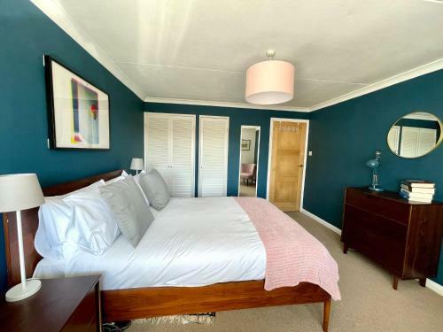 Apartamento Colourful Light Truro 2 Br Apt, Balcony & Parking