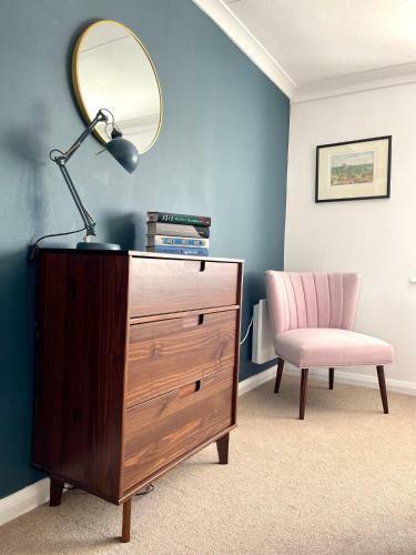 Apartamento Colourful Light Truro 2 Br Apt, Balcony & Parking